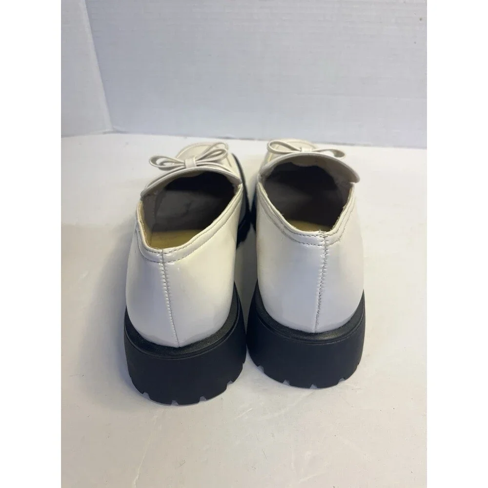 C. Paravano Shoes Size 40 9-9.5 White Lug Slip On Bow Chunky Black Sole Unworn